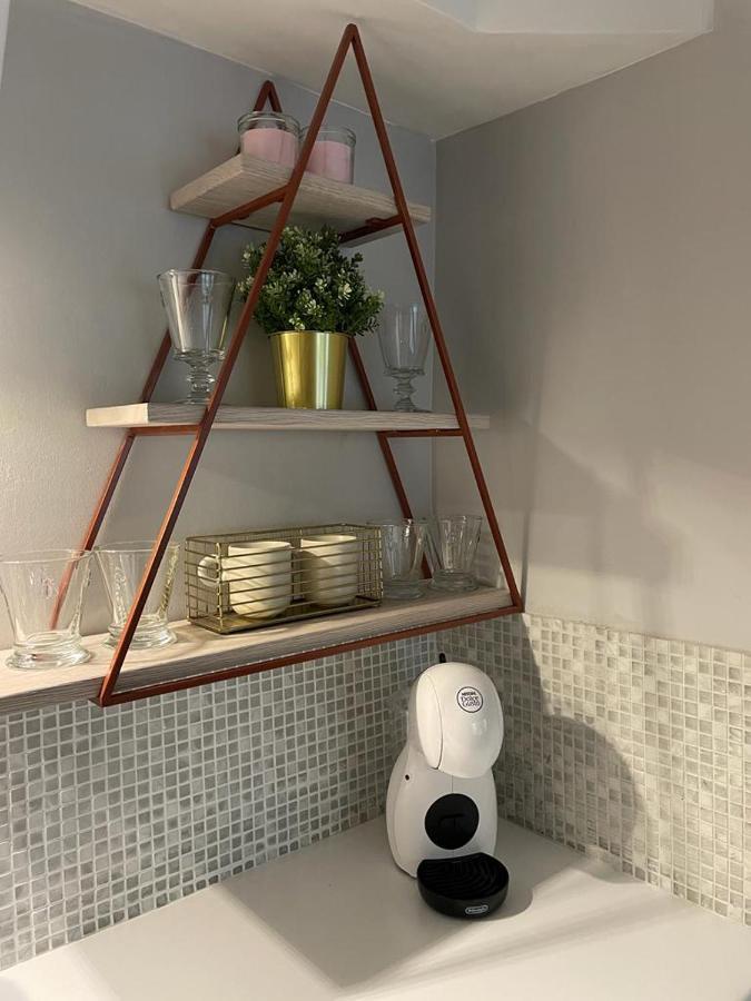 Cute Apartment For Young Travellers Riga Kültér fotó